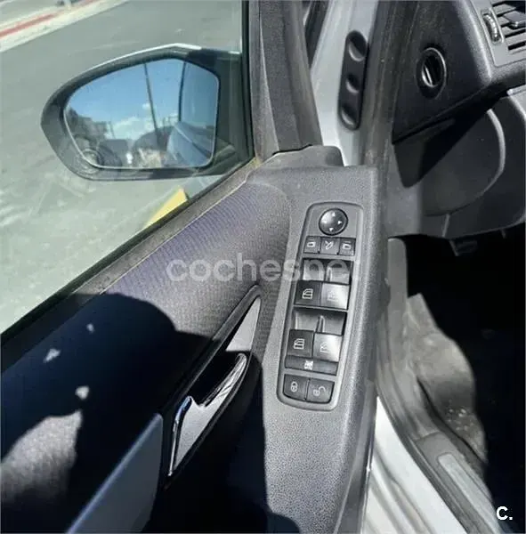 Usado Mercedes B180 Sport Edition 109 CV (80 kW) 2009 Blanco Monovolumen