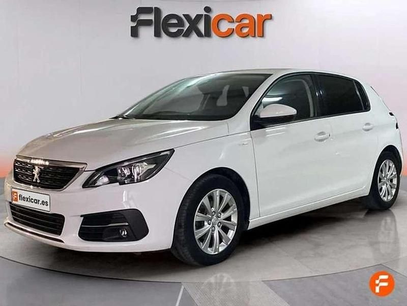 Usado Peugeot 308 Style 110 CV (80 kW) 2020 Blanco Utilitario