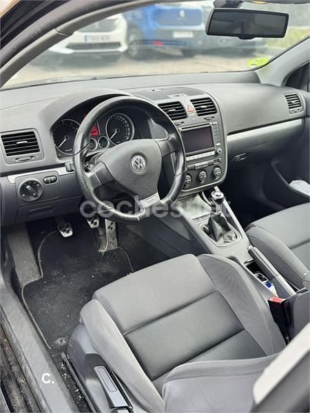 Usado VW Golf IV R 250 CV (183 kW) 2006 Negro Berlina