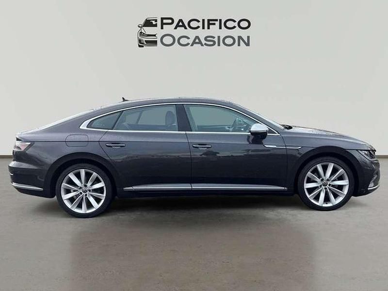 Usado VW Arteon Elegance 150 CV (110 kW) 2022 Gris Coupe