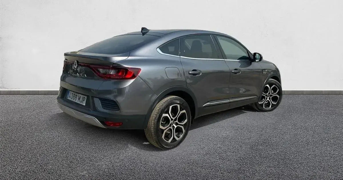 Usado Renault Arkana Techno 140 CV (102 kW) 2023 SUV