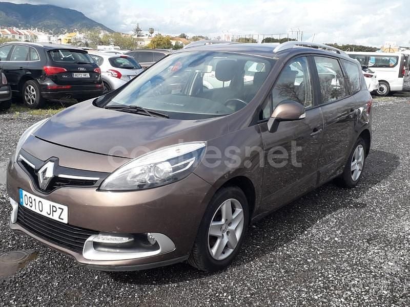 Usado Renault Grand Scénic IV Bose Edition 110 CV (80 kW) 2016 Marrón Monovolumen
