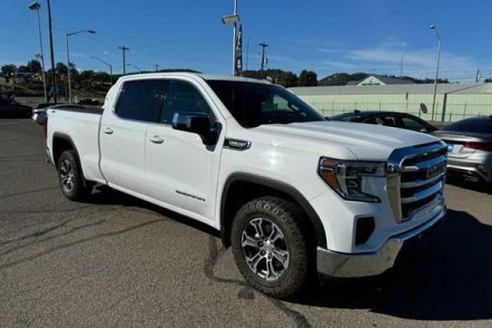 Usado GMC Sierra 355 CV (261 kW) 2023 Blanco Pickup/Camioneta