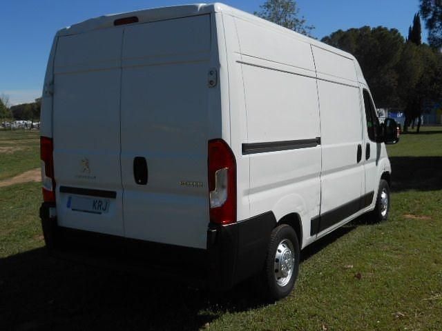 Usado Peugeot Boxer 110 CV (80 kW) 2018 Blanco Van
