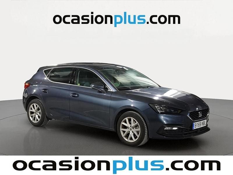 Używany Seat Leon Style 116 KM (85 kW) 2025 Szary Hatchback