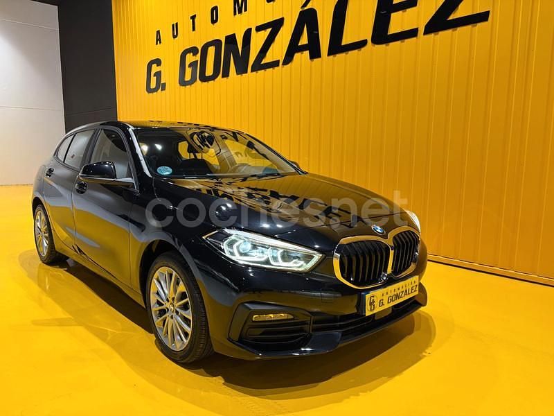 Usado BMW 118 Sport Line 136 CV (100 kW) 2023 Negro Utilitario