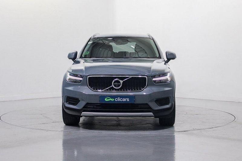 Usado Volvo XC40 Momentum 163 CV (119 kW) 2019 Gris SUV