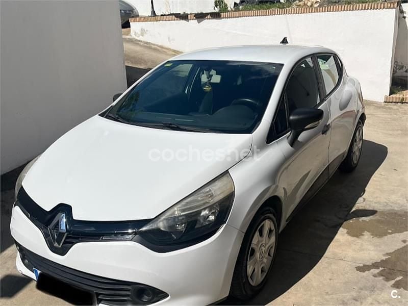 Usado Renault Clio IV Authentique 75 CV (55 kW) 2014 Blanco Berlina
