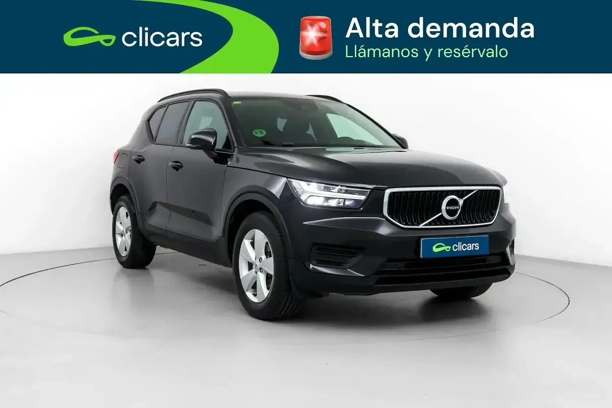 Usado Volvo XC40 Momentum 129 CV (94 kW) 2020 Negro SUV