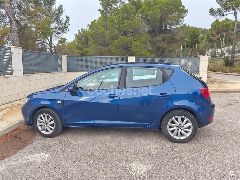 Azul Usado 2015 Seat Ibiza Style Berlina | 7350 € (Precio justo) - Imagen 1/4