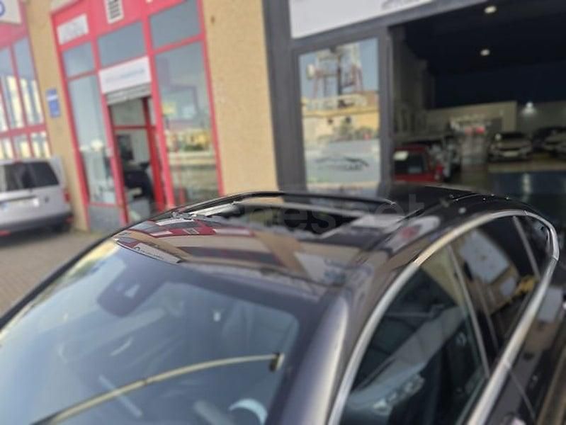 Usado Mercedes GLC220 194 CV (142 kW) 2021 Gris / plata Coupe