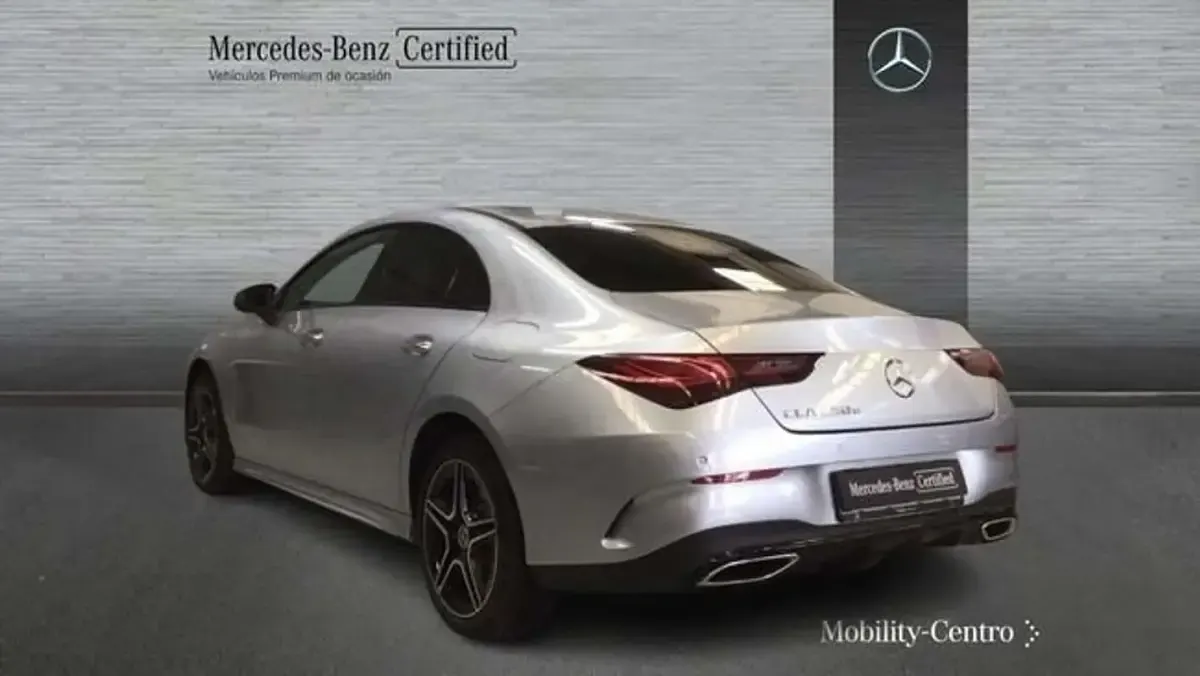 Usado Mercedes CLA250e 219 CV (161 kW) 2024 Plateado Berlina