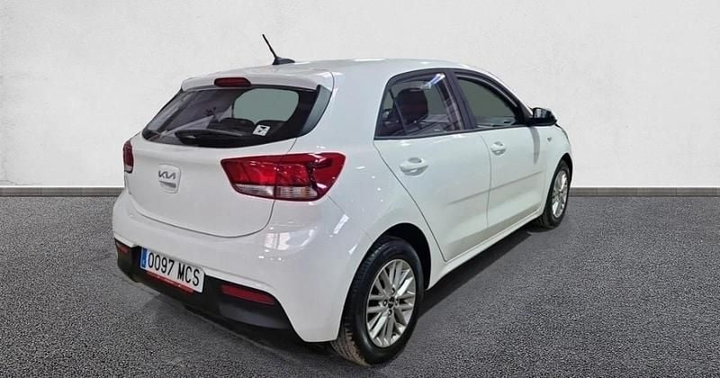 Usado Kia Rio 100 CV (73 kW) 2022