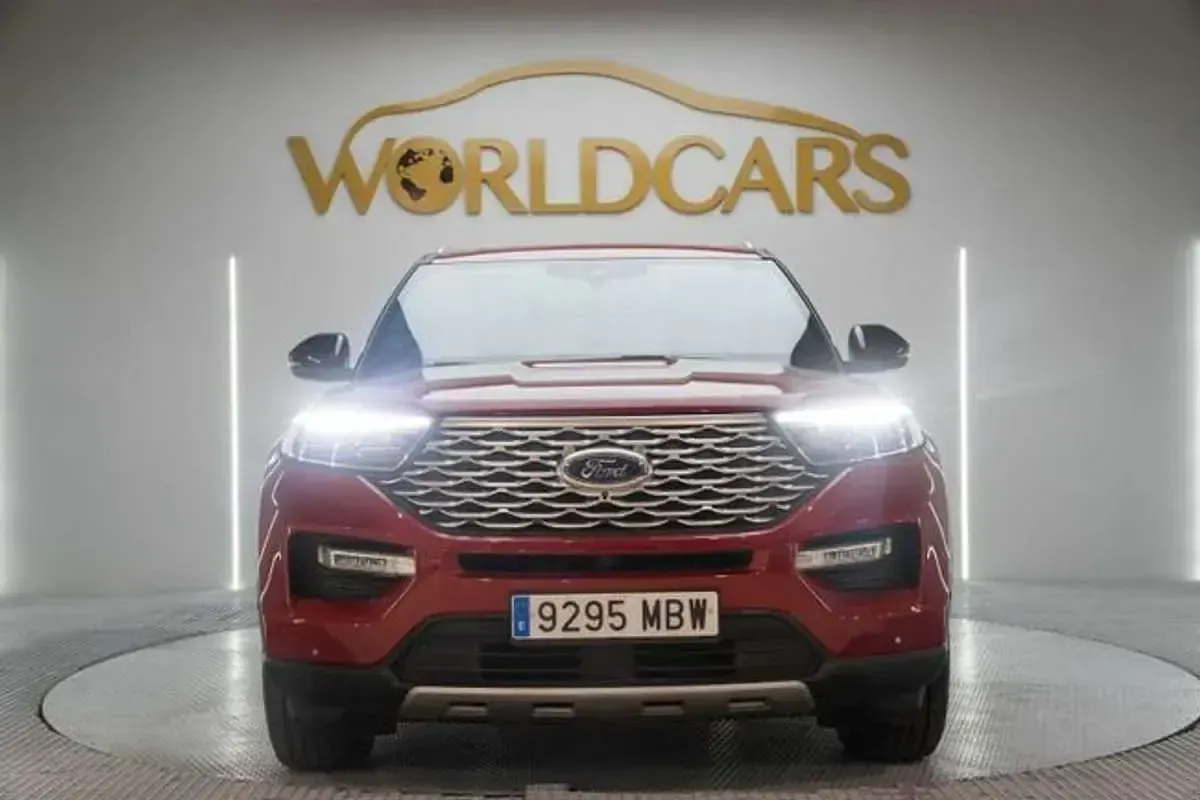 Usado Ford Explorer Platinum 457 CV (336 kW) 2022 Rojo SUV
