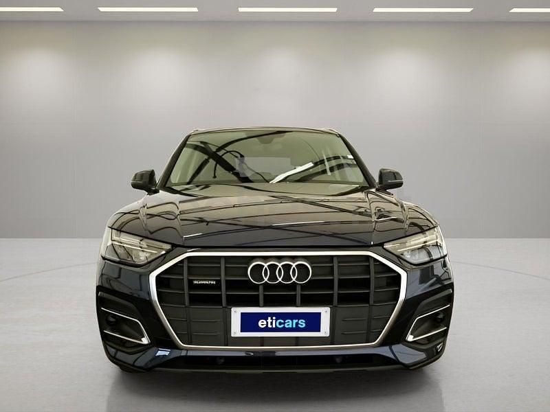 Usado Audi Q5 Premium 265 HP (194 kW) 2022 Azul SUV