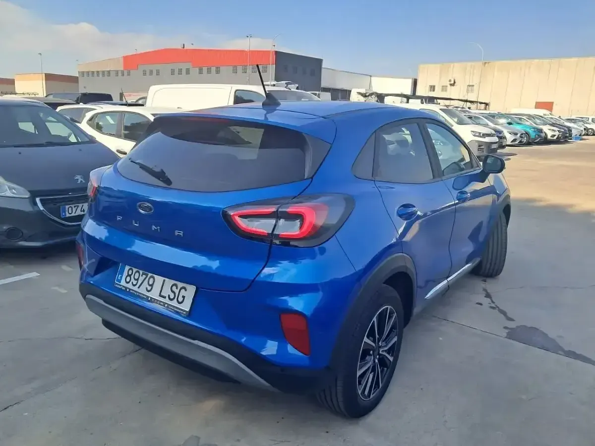 Usado Ford Puma Titanium 120 CV (88 kW) 2021 Azul SUV