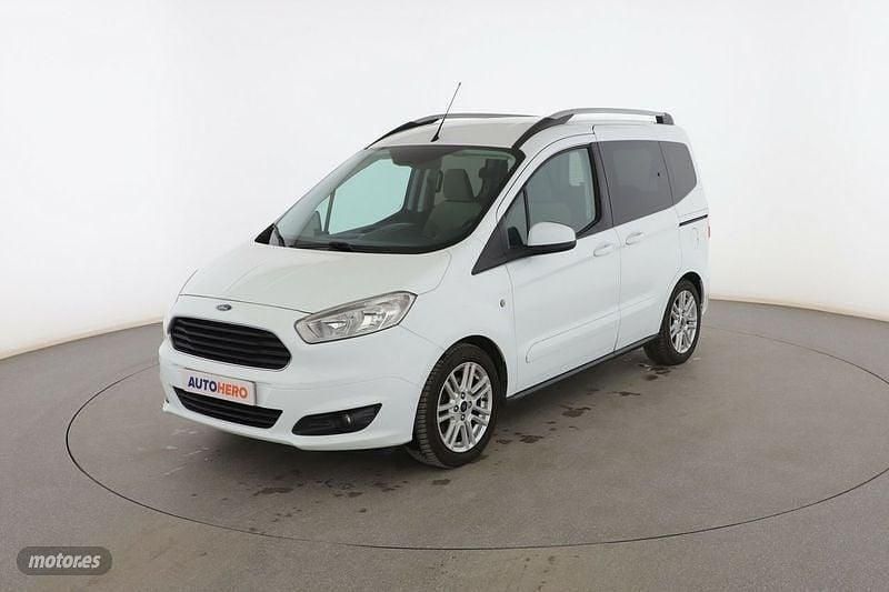 Blanco Usado 2015 Ford Tourneo Courier Titanium Monovolumen | 9799 € (Precio justo) - Imagen 1/3