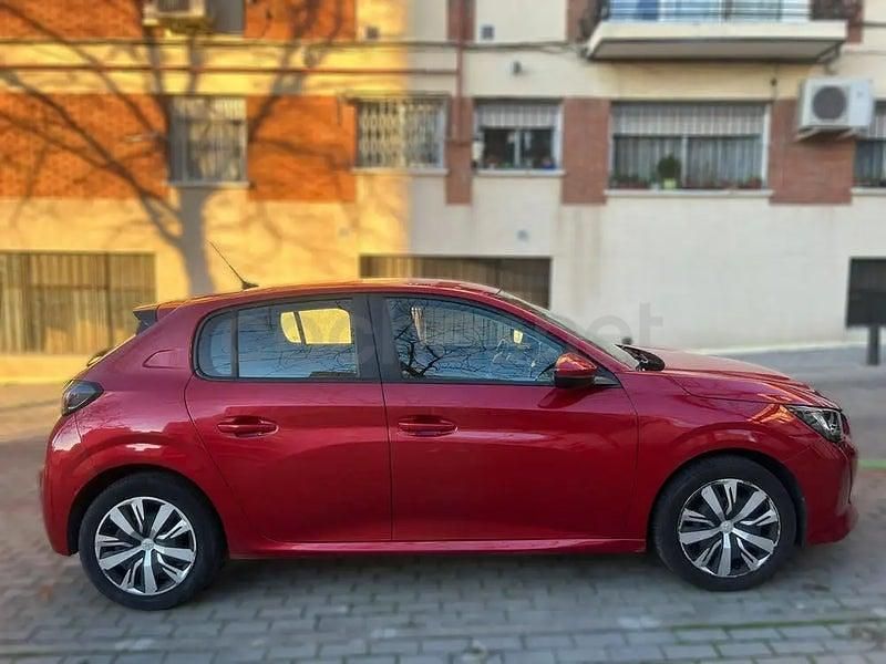 Usado Peugeot 208 GT-line 100 CV (73 kW) 2020 Rojo Utilitario