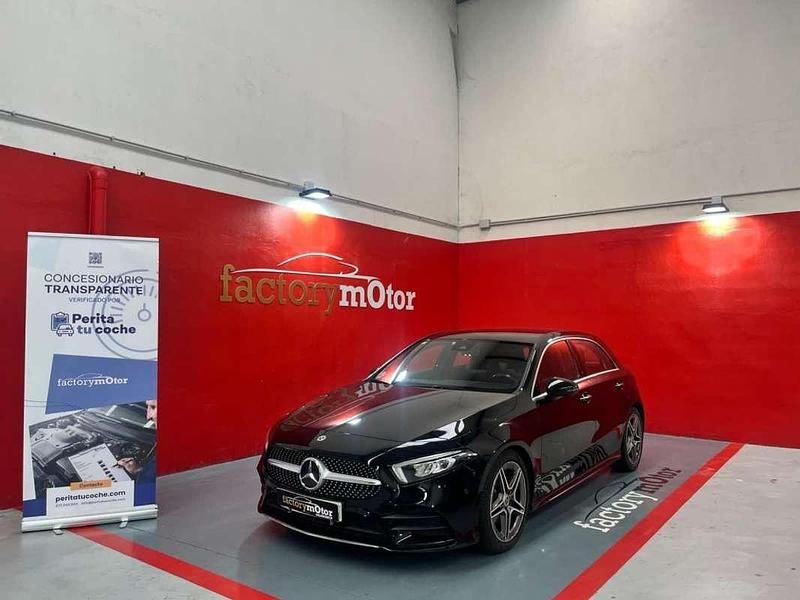 Usado Mercedes A200 150 CV (110 kW) 2021 Negro Utilitario