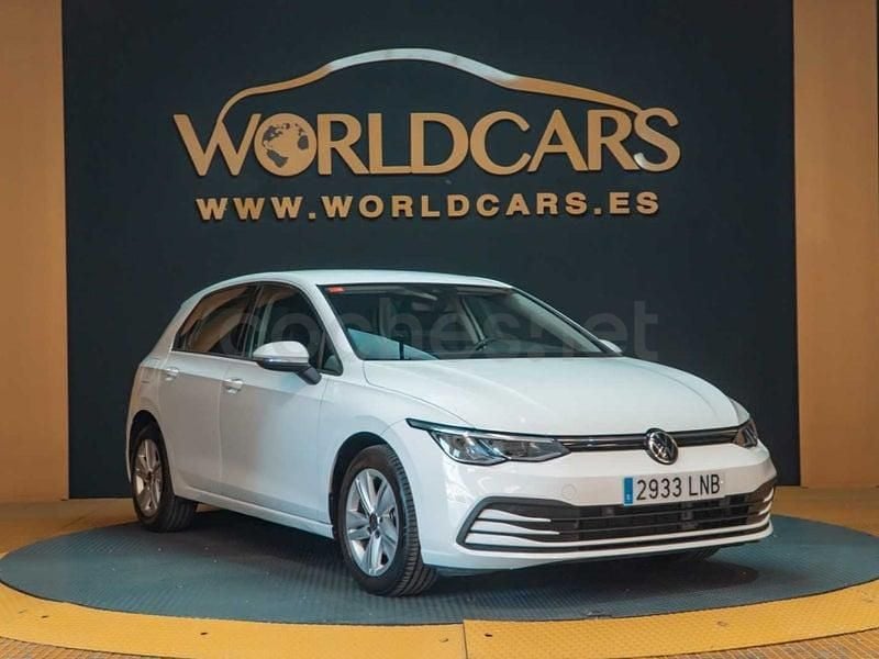 Usado VW Golf VIII 110 CV (80 kW) 2021 Blanco Berlina