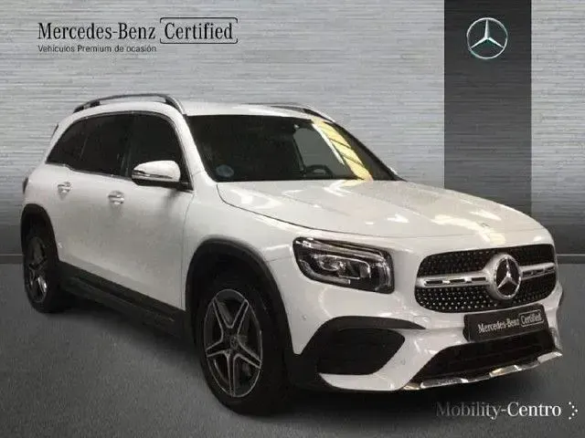 Usado Mercedes GLB220 AMG line 190 CV (139 kW) 2022 Blanco digital SUV