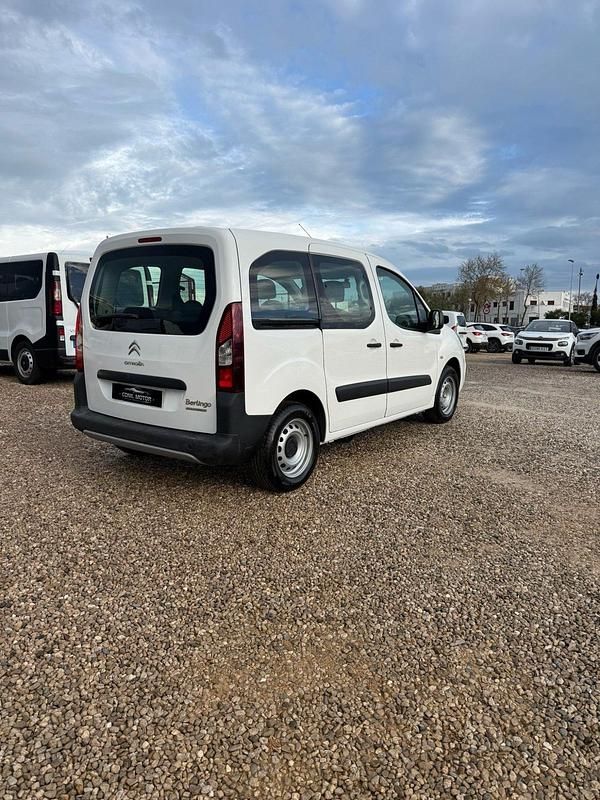 Usado Citroën Berlingo 100 CV (73 kW) 2018 Blanco Monovolumen