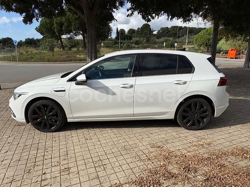 Usado VW Golf VIII R-line 150 CV (110 kW) 2020 Blanco Berlina
