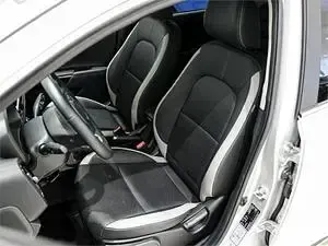 Usado Kia Picanto GT-Line 63 CV (46 kW) 2025 Gris Utilitario