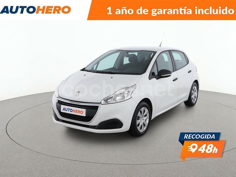 Blanco Usado 2016 Peugeot 208 Access Utilitario | 7699 € (Buen precio) - Imagen 1/3