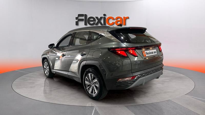 Usado Hyundai Tucson 136 CV (100 kW) 2023 Gris SUV