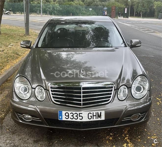 Marrón Usado 2008 Mercedes E230 Avantgarde Berlina | 7000 € - Imagen 1/4