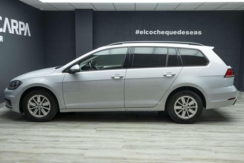 Usado VW Golf VII 116 CV (85 kW) 2018 Gris Familiar