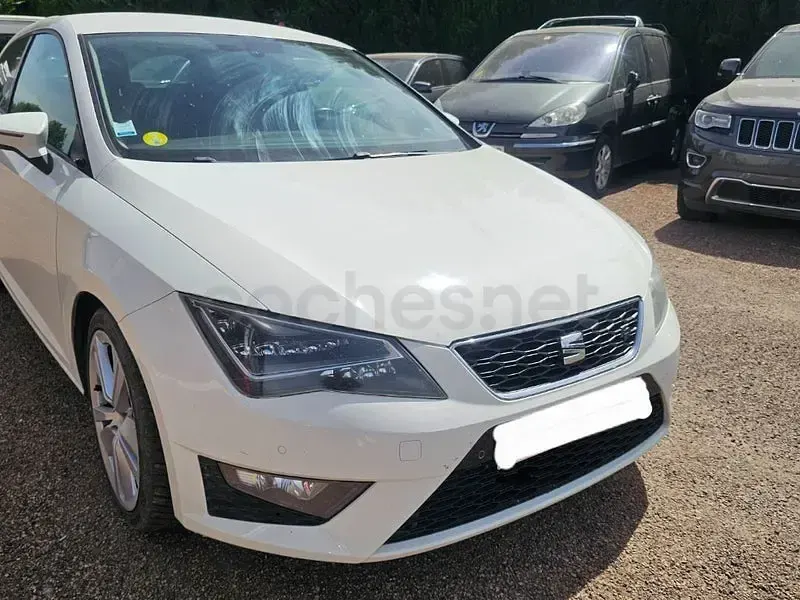 Usado Seat Leon FR 184 CV (135 kW) 2014 Blanco Berlina