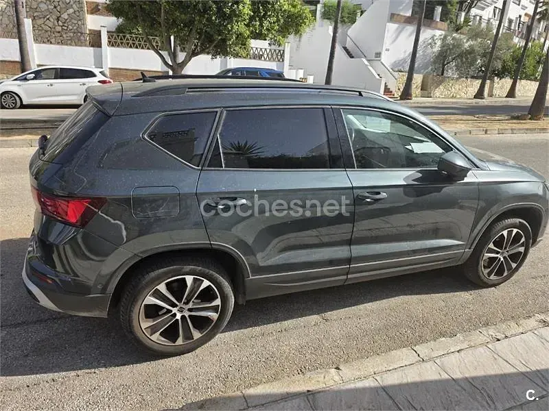 Usado Seat Ateca Xperience 150 CV (110 kW) 2022 Gris / plata SUV