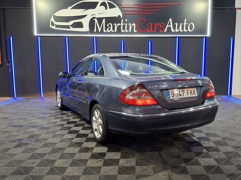 Usado Mercedes CLK270 Elegance 170 CV (125 kW) 2003 Gris / plata Coupe