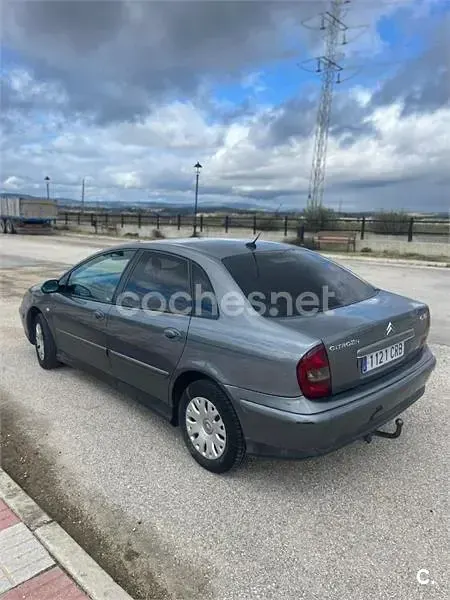 Usado Citroën C5 138 CV (101 kW) 2003 Gris / plata Berlina