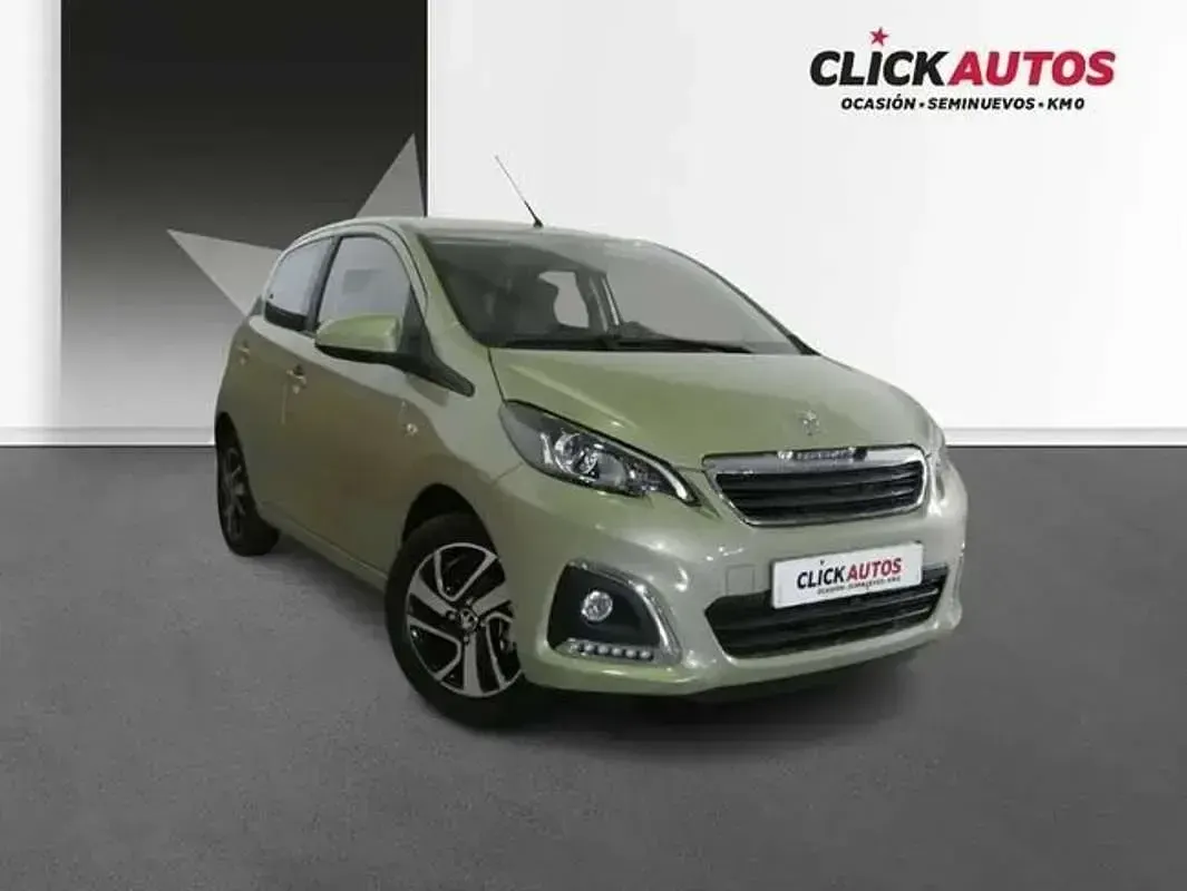 Usado Peugeot 108 Allure 72 CV (52 kW) 2021 Verde Utilitario