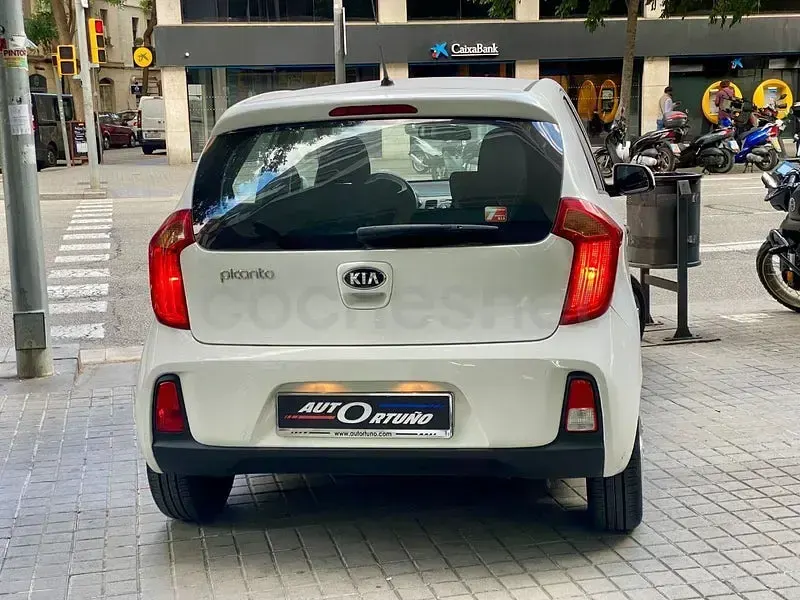 Usado Kia Picanto 66 CV (48 kW) 2015 Blanco Utilitario