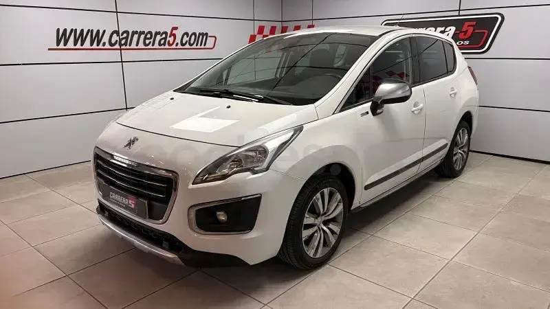 Usado Peugeot 3008 Active 100 CV (73 kW) 2016 Blanco SUV