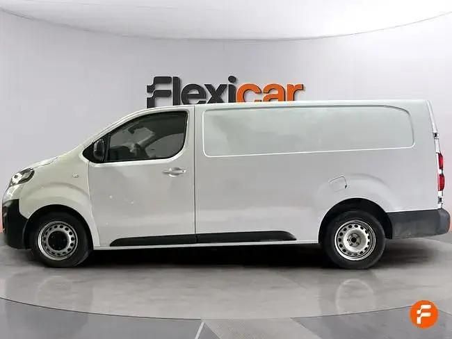 Usado Opel Vivaro 102 HP (75 kW) 2022 Branco Monovolume