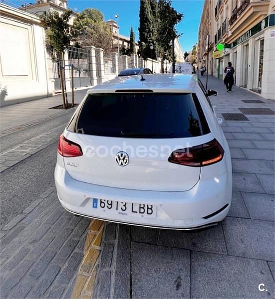 Usado VW Golf VII Advance 150 CV (110 kW) 2019 Blanco Berlina