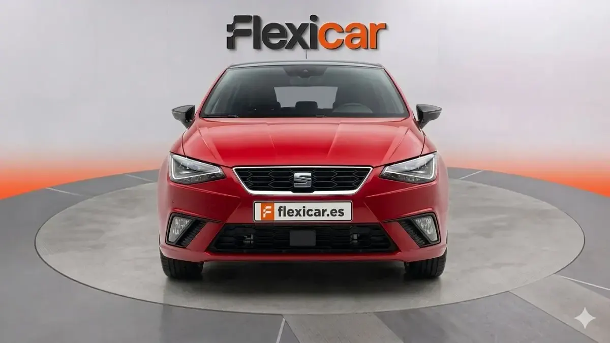 Usado Seat Ibiza FR 110 CV (80 kW) 2023 Gris Utilitario