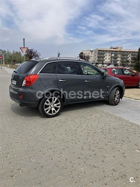 Gris / plata Usado 2011 Opel Antara Enjoy SUV | 5500 € (Precio justo) - Imagen 1/4
