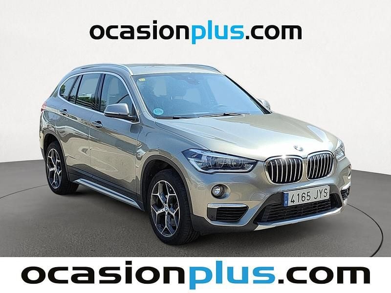 Usado BMW X1 231 CV (169 kW) 2017 Gris plata SUV