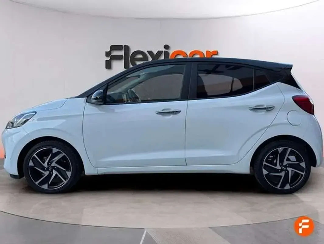 Usado Hyundai i10 84 CV (61 kW) 2022 Blanco Utilitario