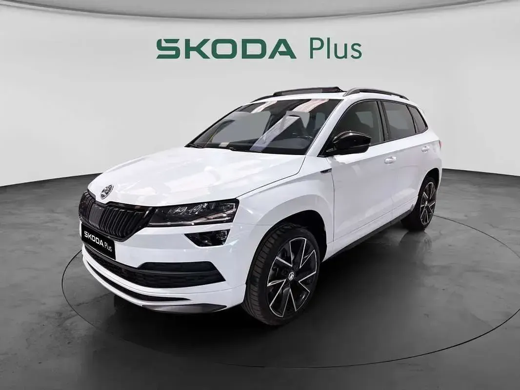 Begagnad Skoda Karoq SportLine 150 HK (110 kW) 2022 Vit SUV