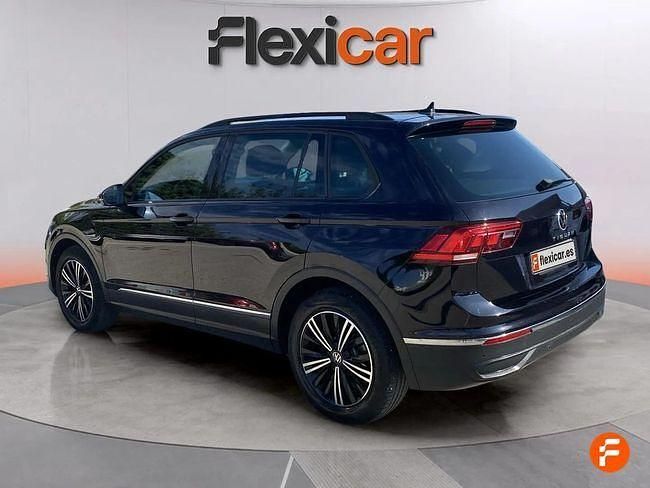 Usado VW Tiguan Life 150 CV (110 kW) 2021 Negro SUV