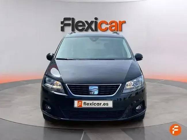 Usado Seat Alhambra Style 150 CV (110 kW) 2022 Negro
