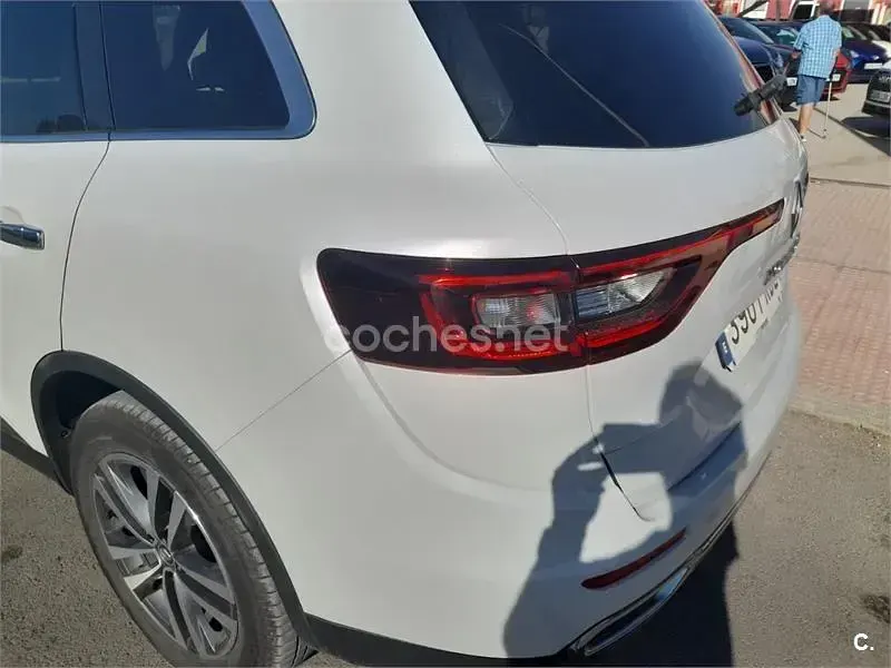 Usado Renault Koleos Zen 130 CV (95 kW) 2017 Blanco SUV