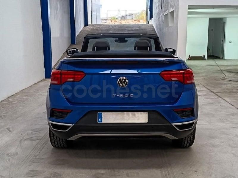 Usado VW T-Roc Style 110 CV (80 kW) 2021 Azul SUV